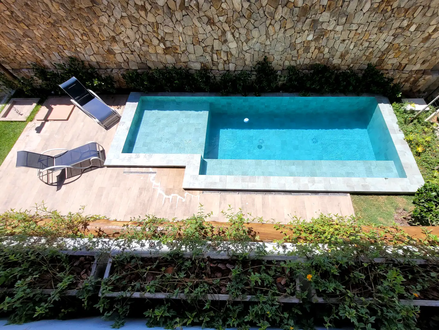 Piscina da Casa Cajuá, outro ângulo